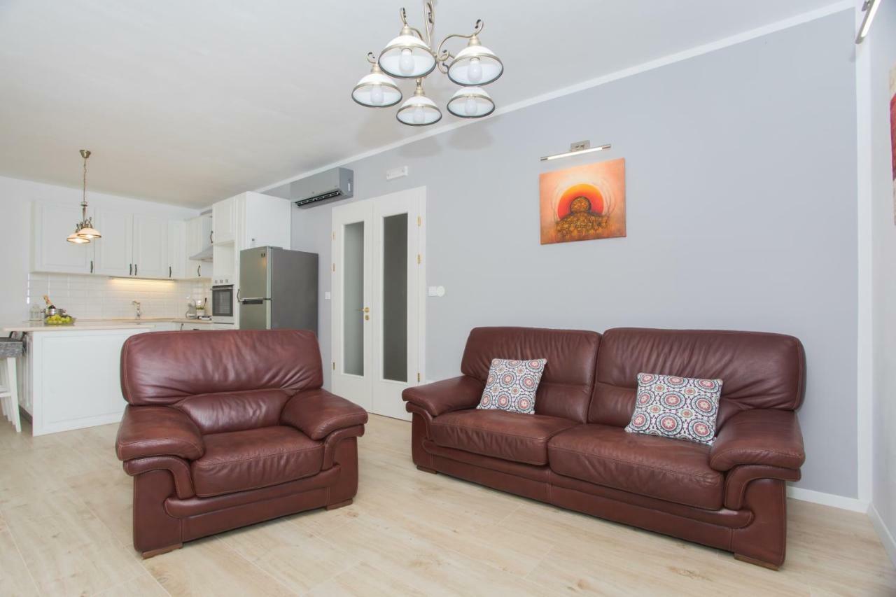 Apartman Slavice Шибеник Экстерьер фото