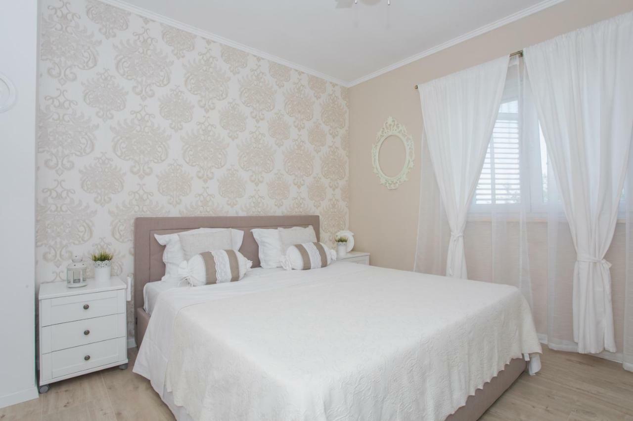 Apartman Slavice Шибеник Экстерьер фото